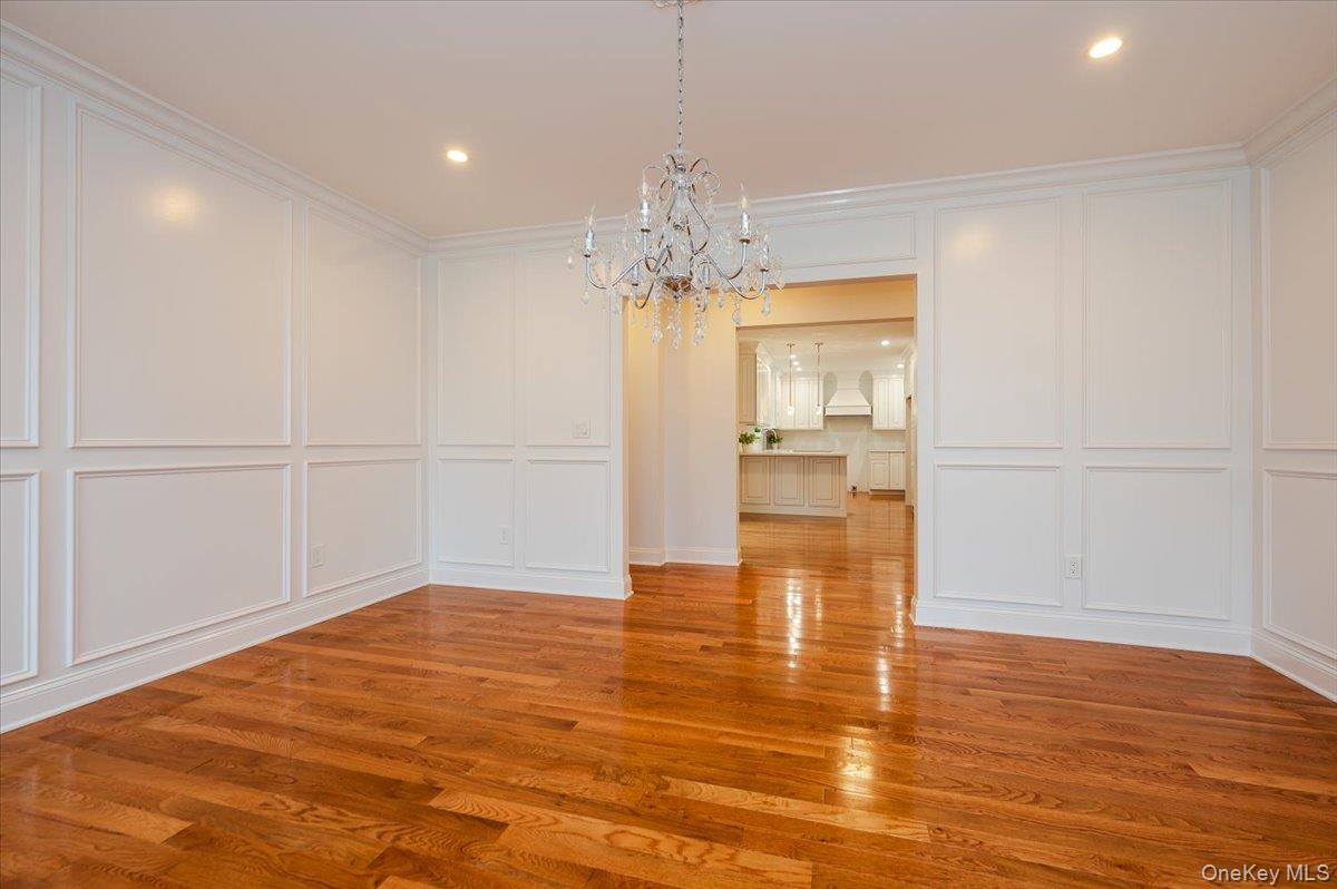 35 Summit Drive, Mahopac, NY 10541