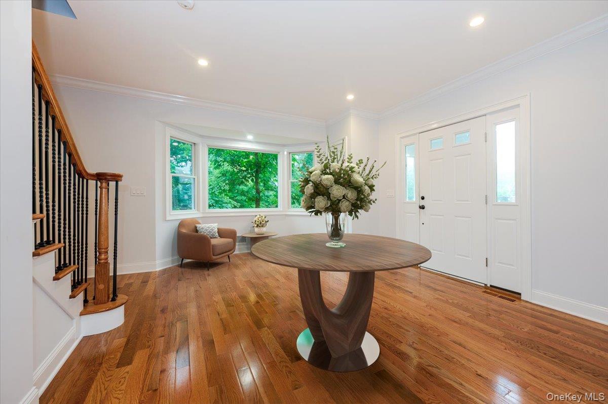 35 Summit Drive, Mahopac, NY 10541