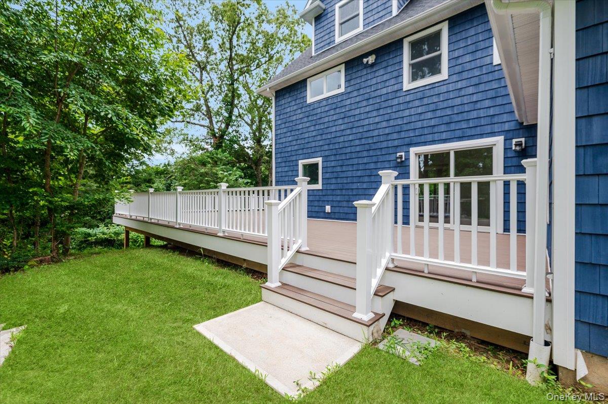 35 Summit Drive, Mahopac, NY 10541