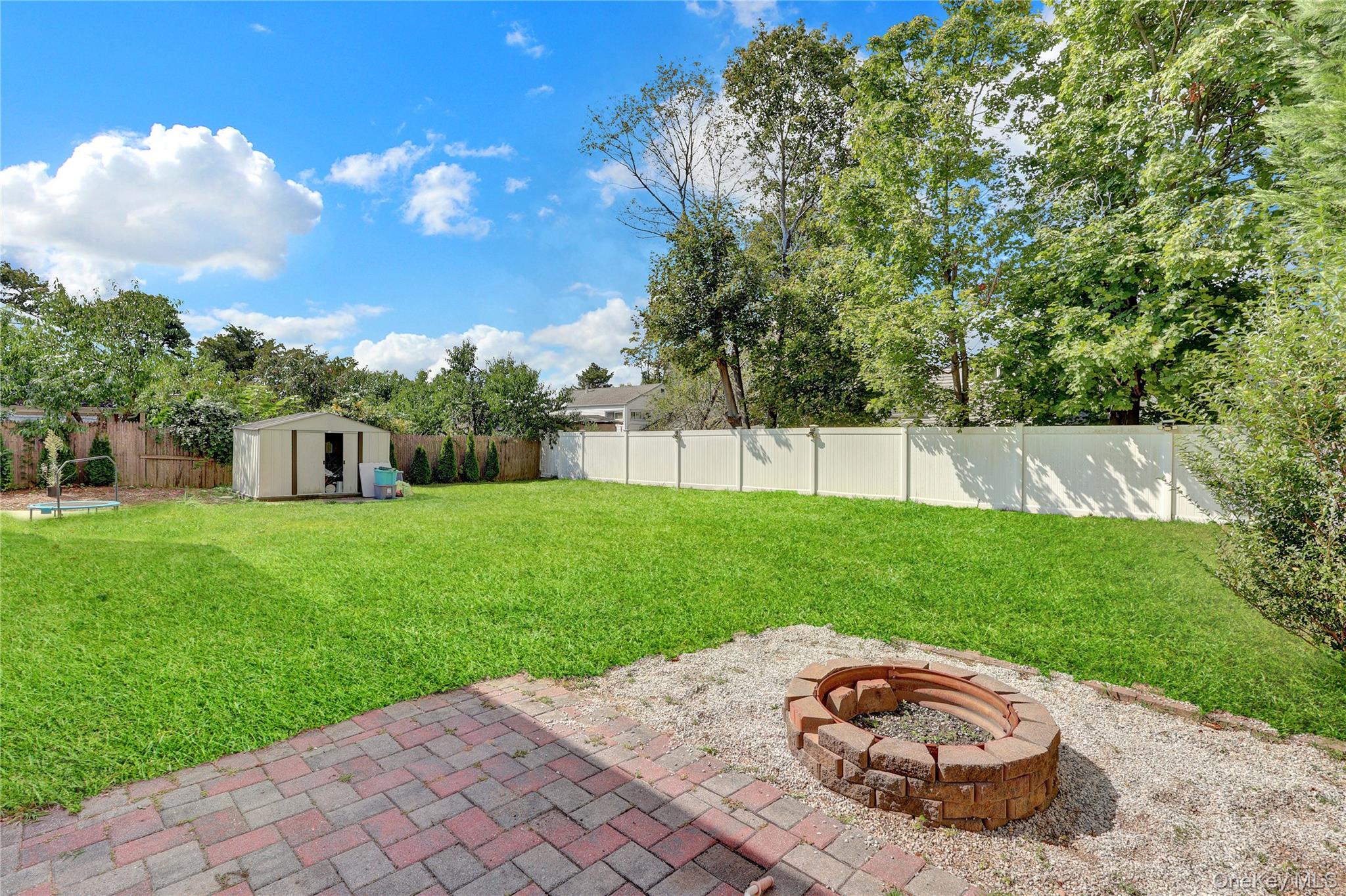 1394 E 3rd Avenue, Bay Shore, NY 11706