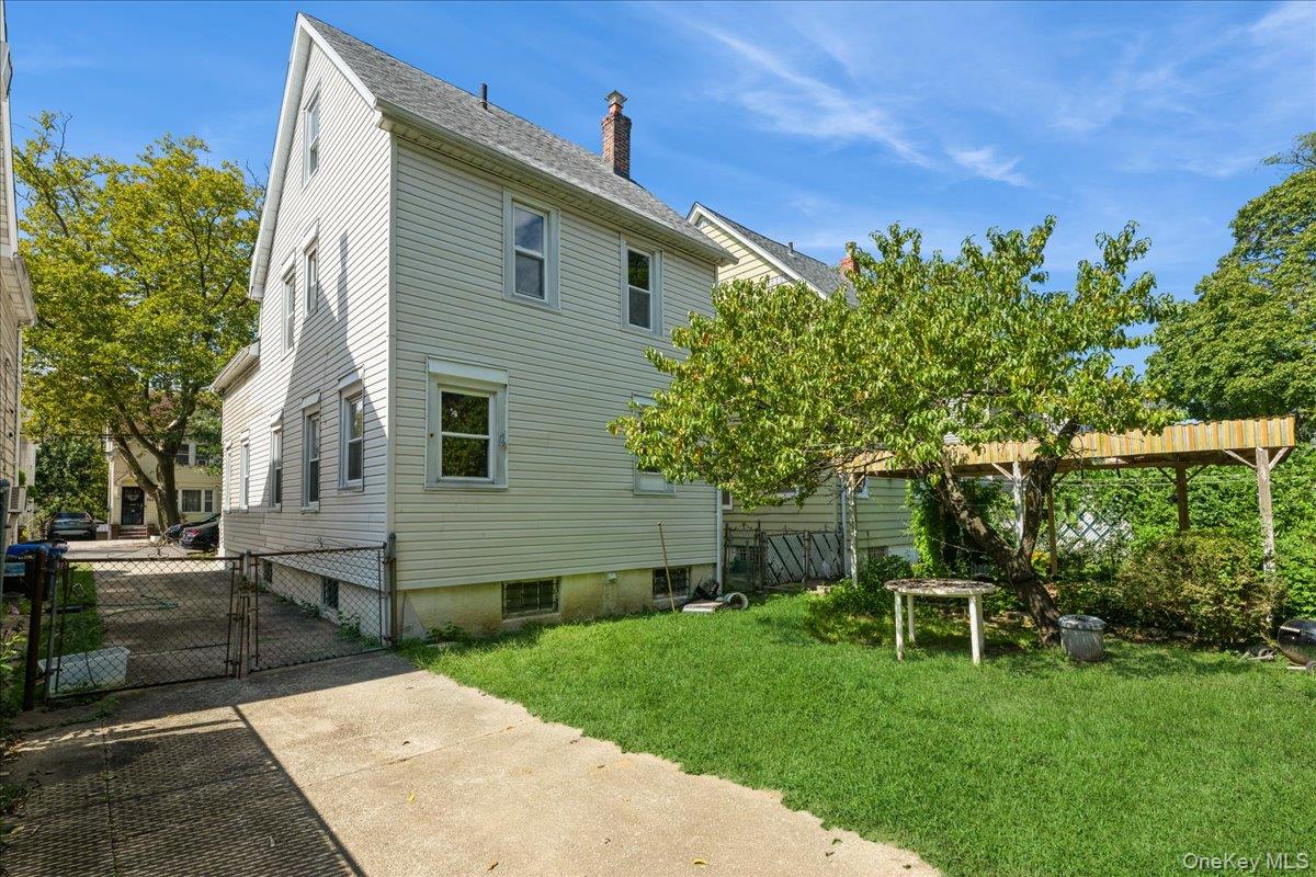 104-39 199th Street, Saint Albans, NY 11412