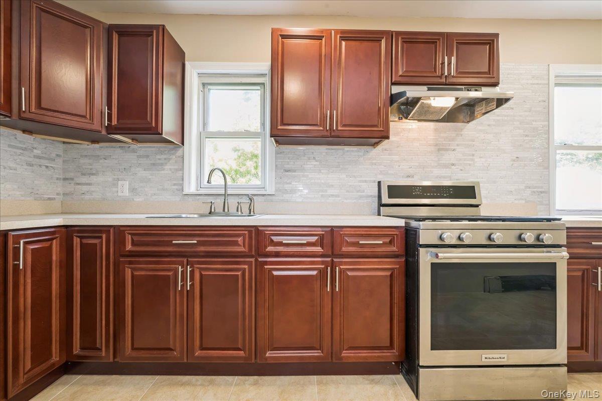 104-39 199th Street, Saint Albans, NY 11412