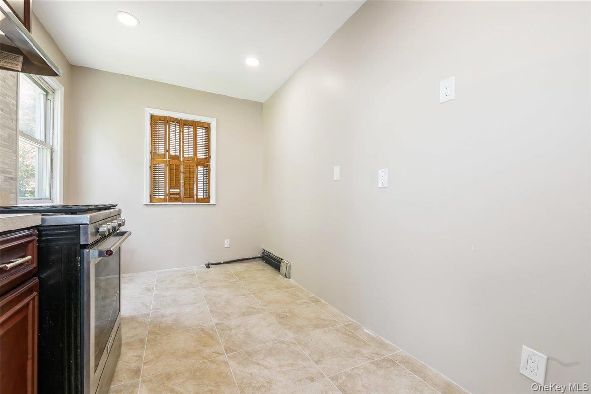 104-39 199th Street, Saint Albans, NY 11412