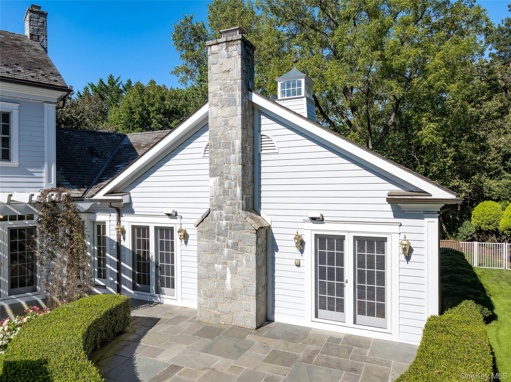 63 Premium Point, New Rochelle, NY 10801