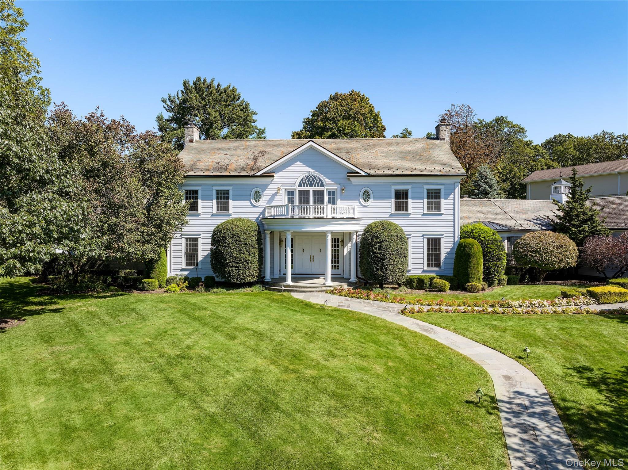 63 Premium Point, New Rochelle, NY 10801