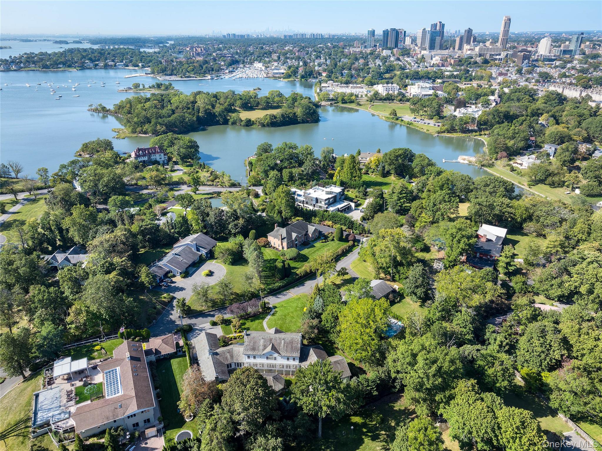 63 Premium Point, New Rochelle, NY 10801