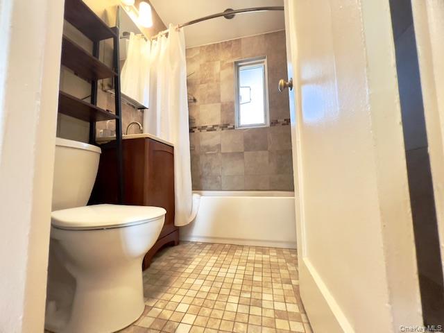 216-37 68 Avenue # 2, Oakland Gardens, NY 11364