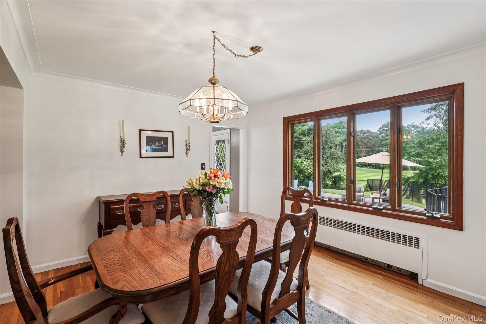 4 Club Court, Huntington, NY 11743