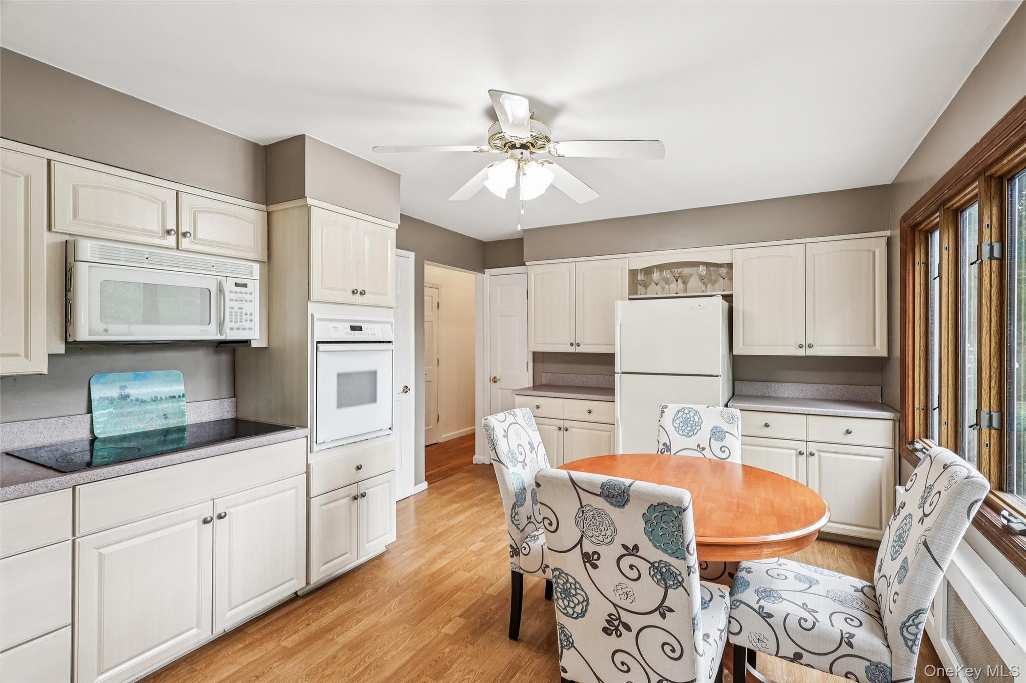 4 Club Court, Huntington, NY 11743