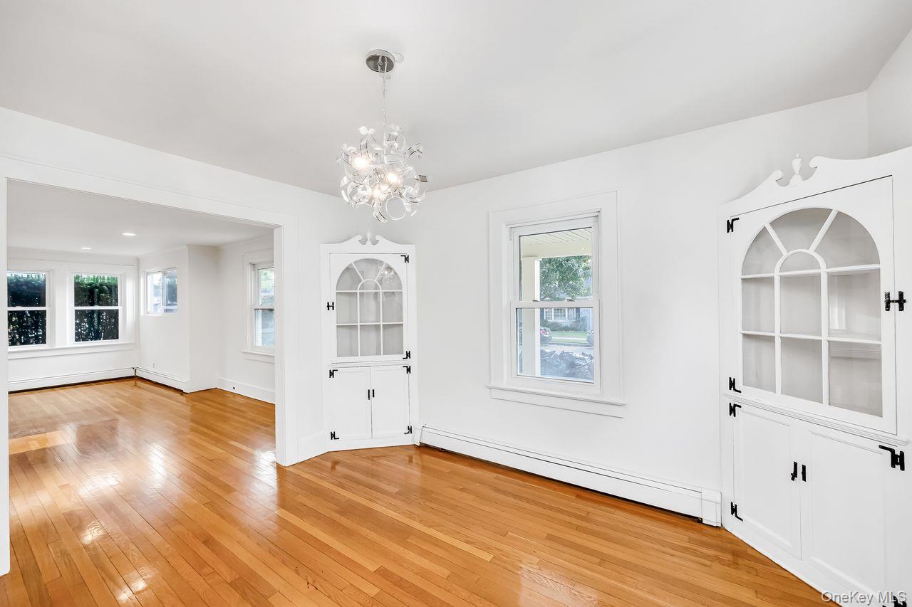 134 Marcellus Road, Mineola, NY 11501