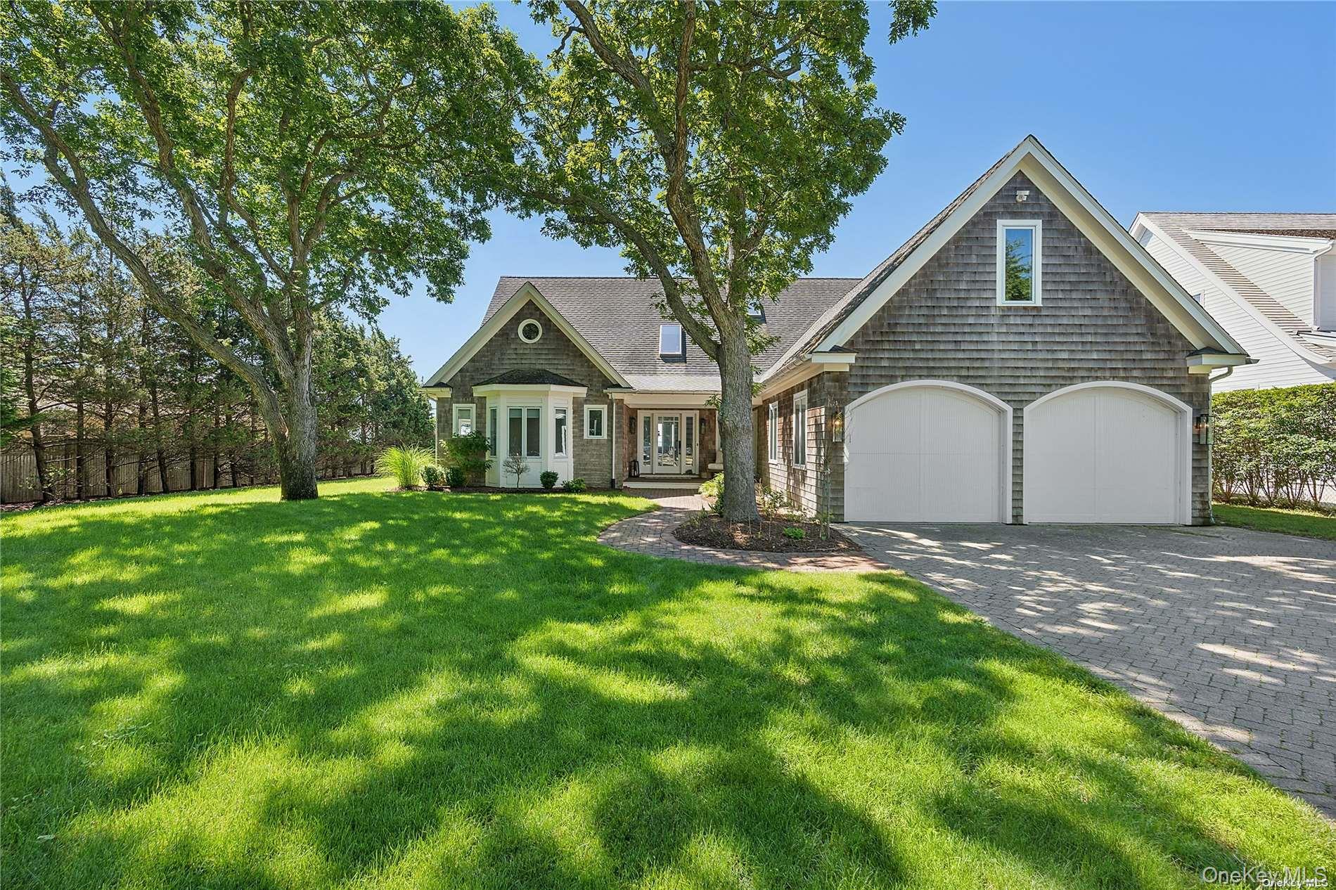 2100 Park Avenue, Mattituck, NY 11952