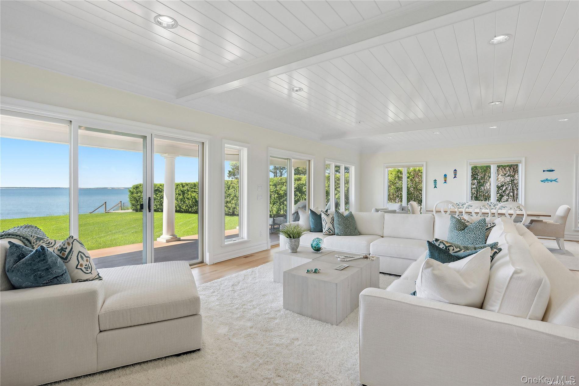 2100 Park Avenue, Mattituck, NY 11952