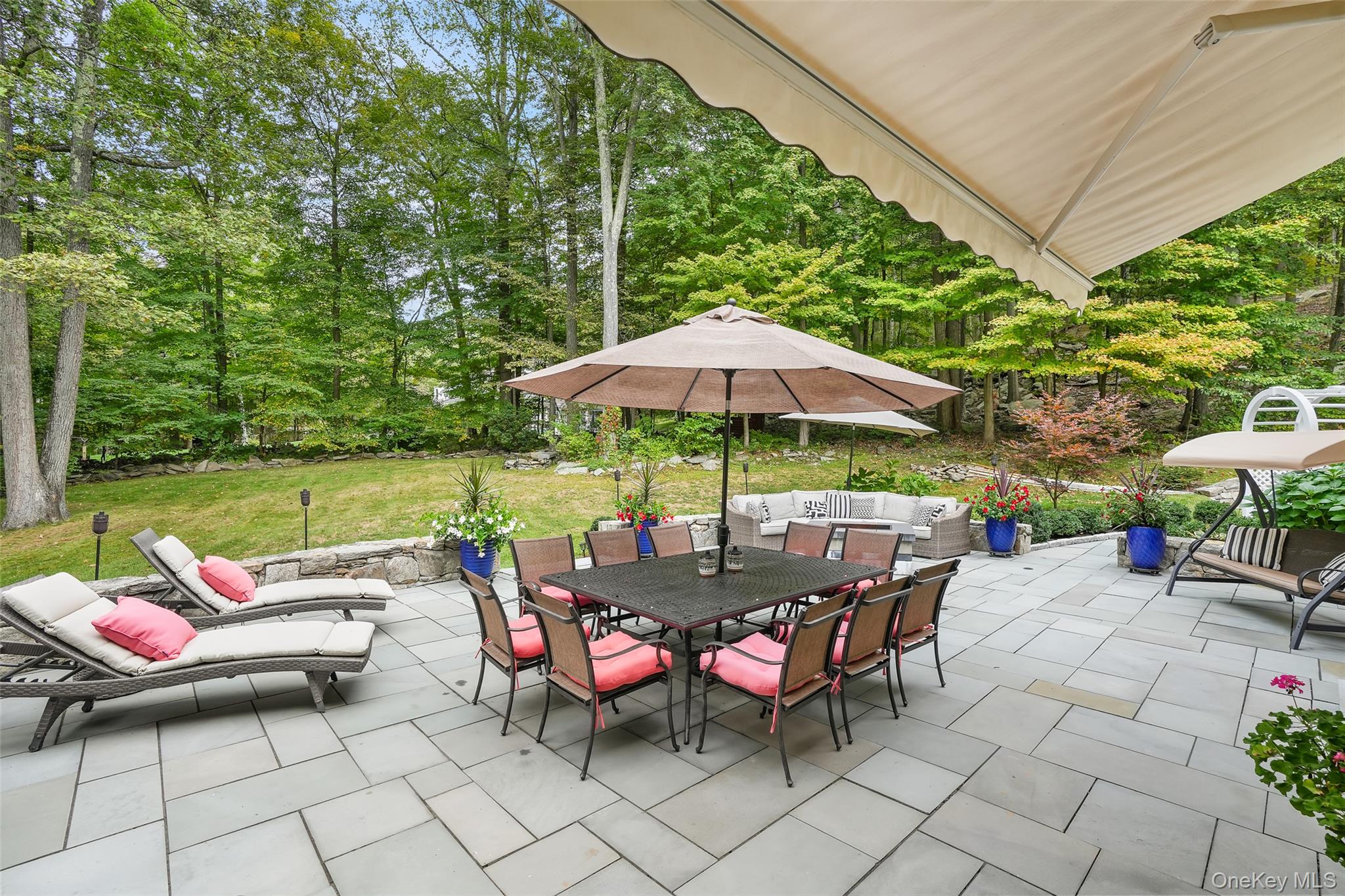 19 Ledgewood Lane, South Salem, NY 10590