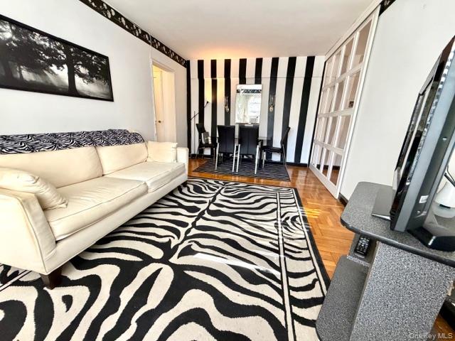 81-05 35 Avenue # 1M, Jackson Heights, NY 11372