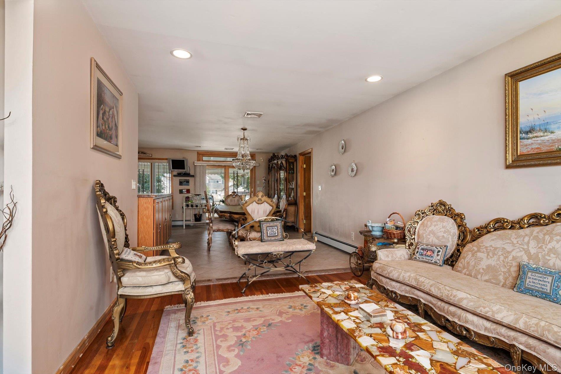 800 Mayer Drive, Wantagh, NY 11793