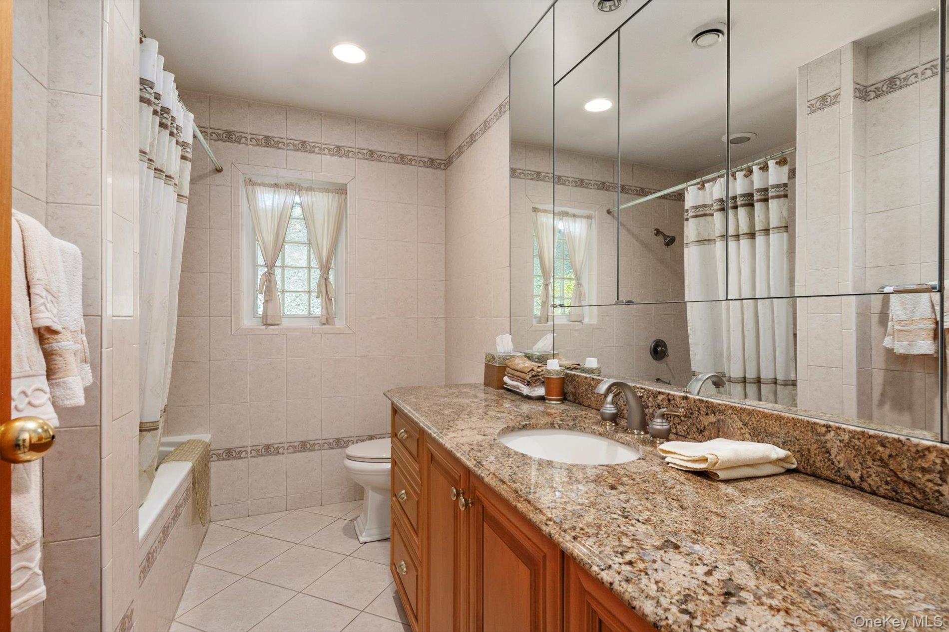 800 Mayer Drive, Wantagh, NY 11793