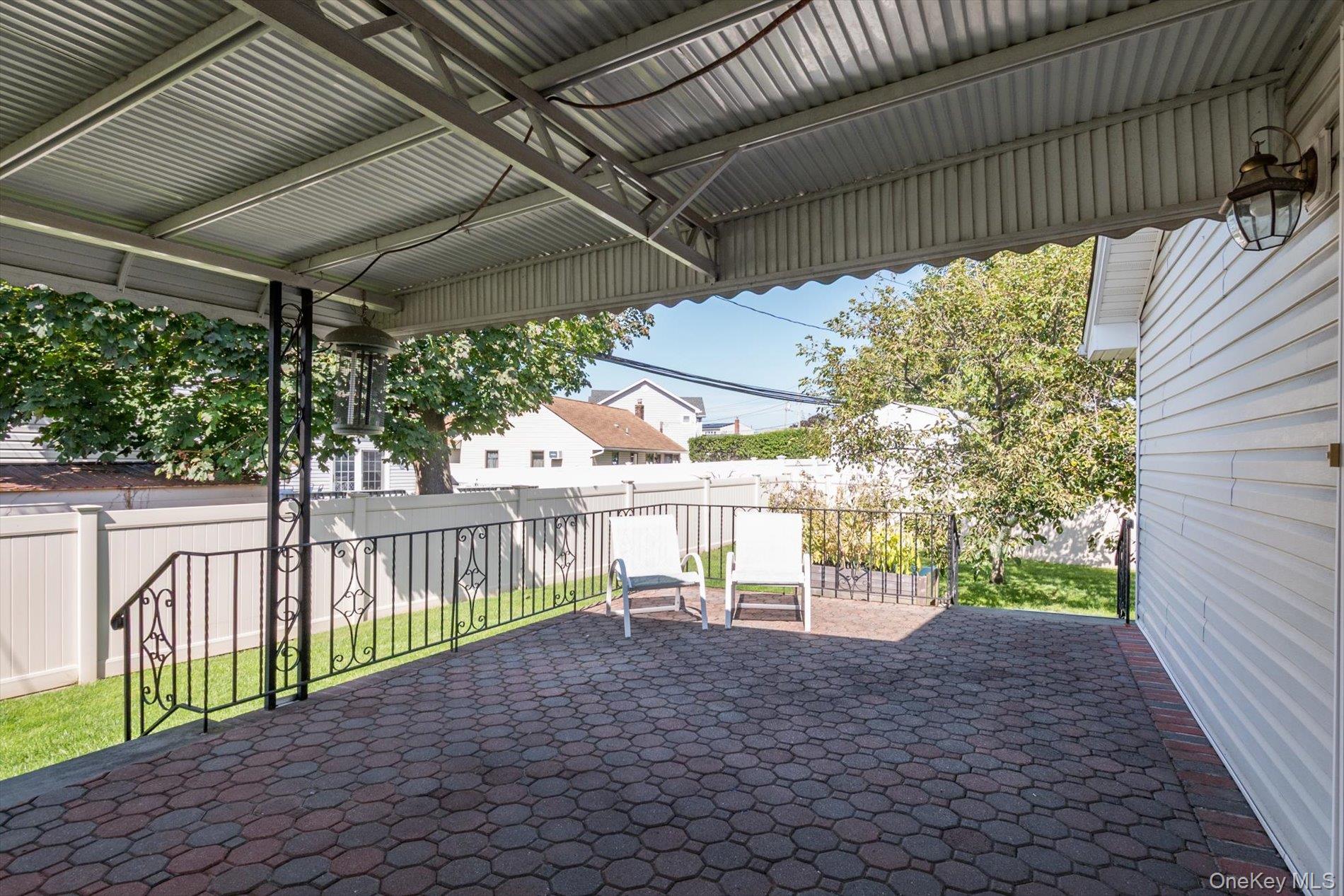 800 Mayer Drive, Wantagh, NY 11793