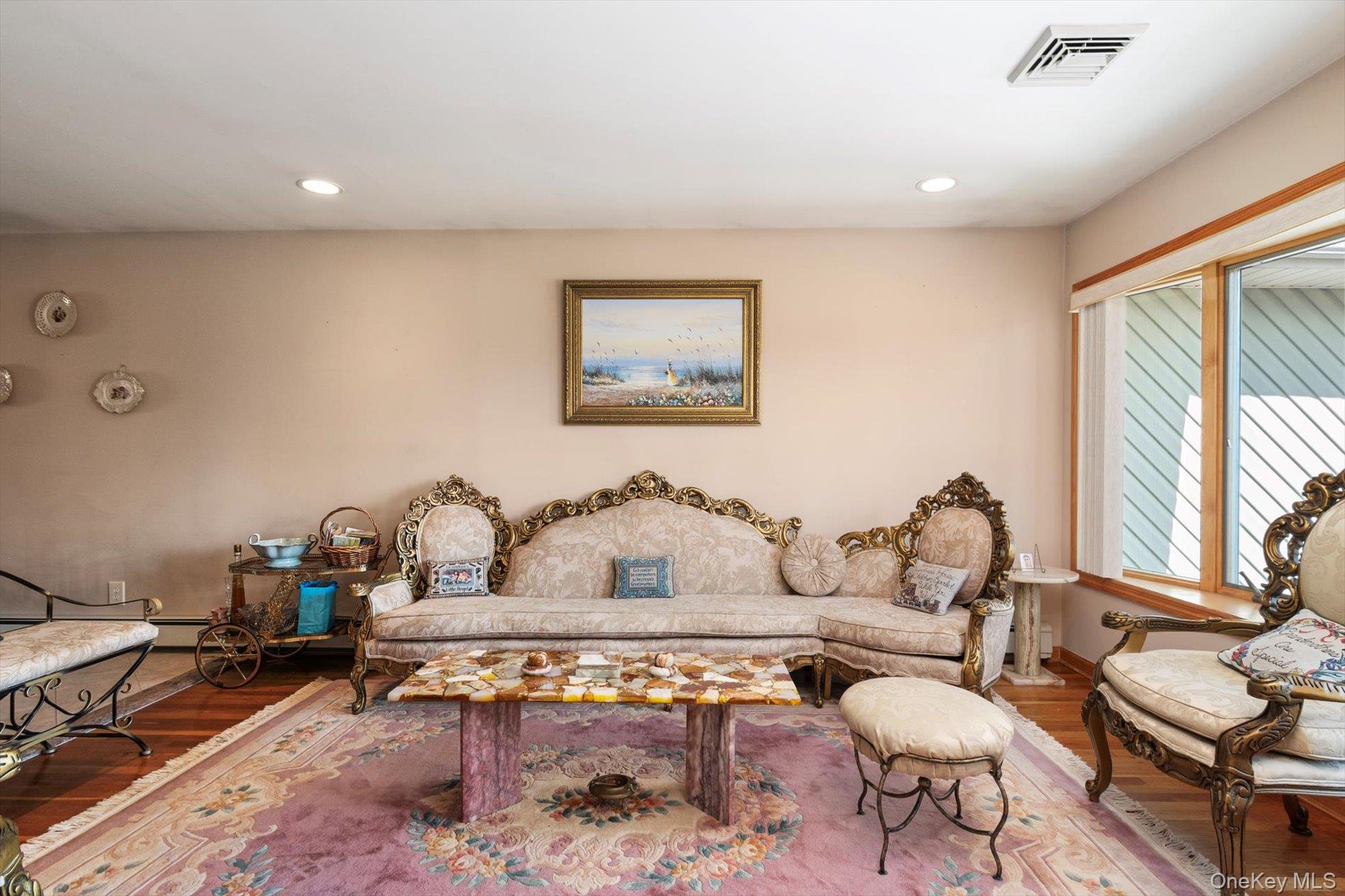 800 Mayer Drive, Wantagh, NY 11793