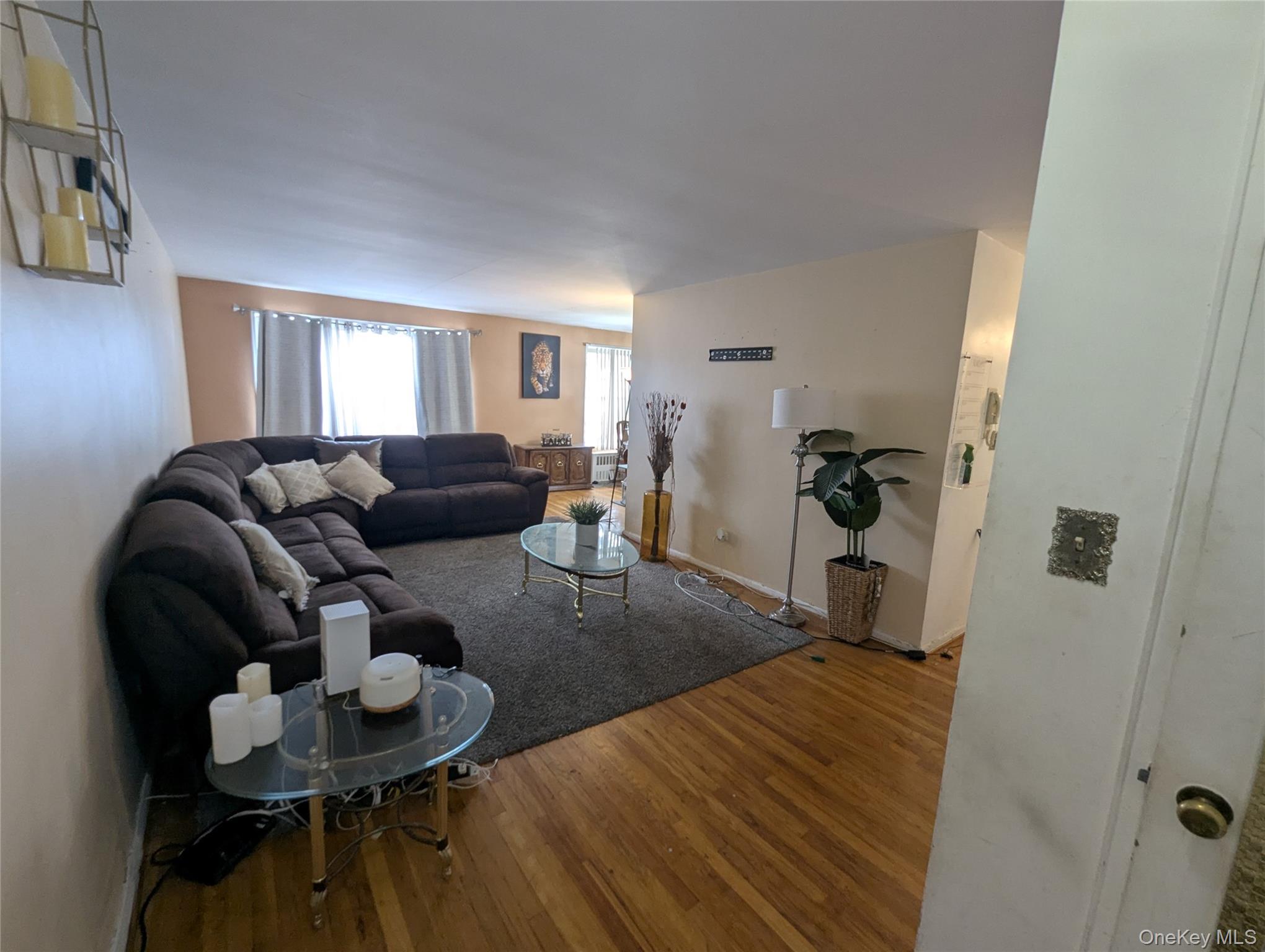8509 151st Avenue # 2D, Howard Beach, NY 11414