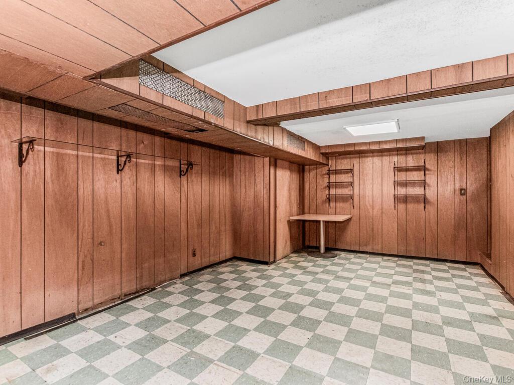 5621 Post Road, Bronx, NY 10471