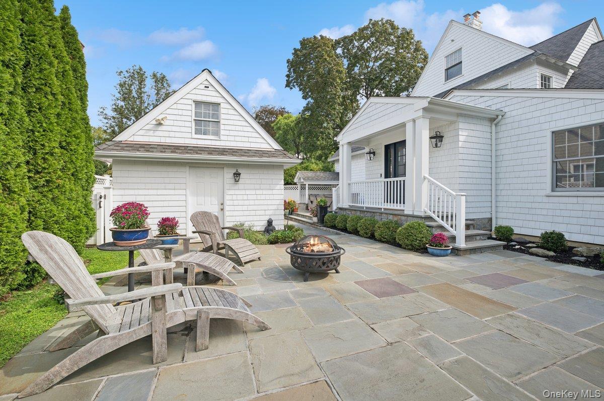 17 Deerfield Avenue, Eastchester, NY 10709