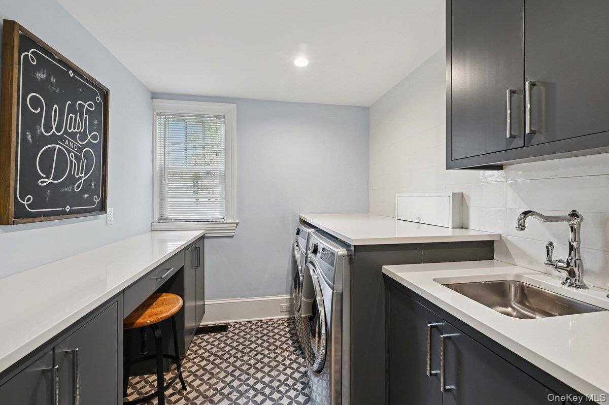 17 Deerfield Avenue, Eastchester, NY 10709