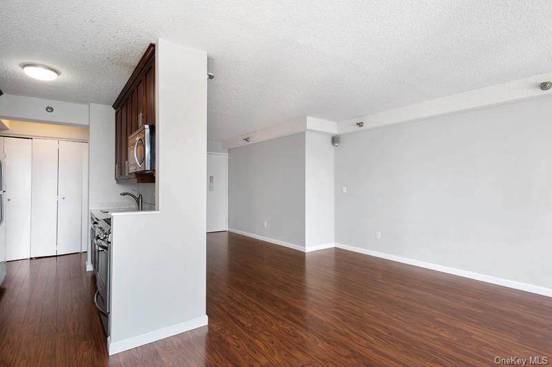 4-74 48th Avenue # 21N, Long Island City, NY 11109