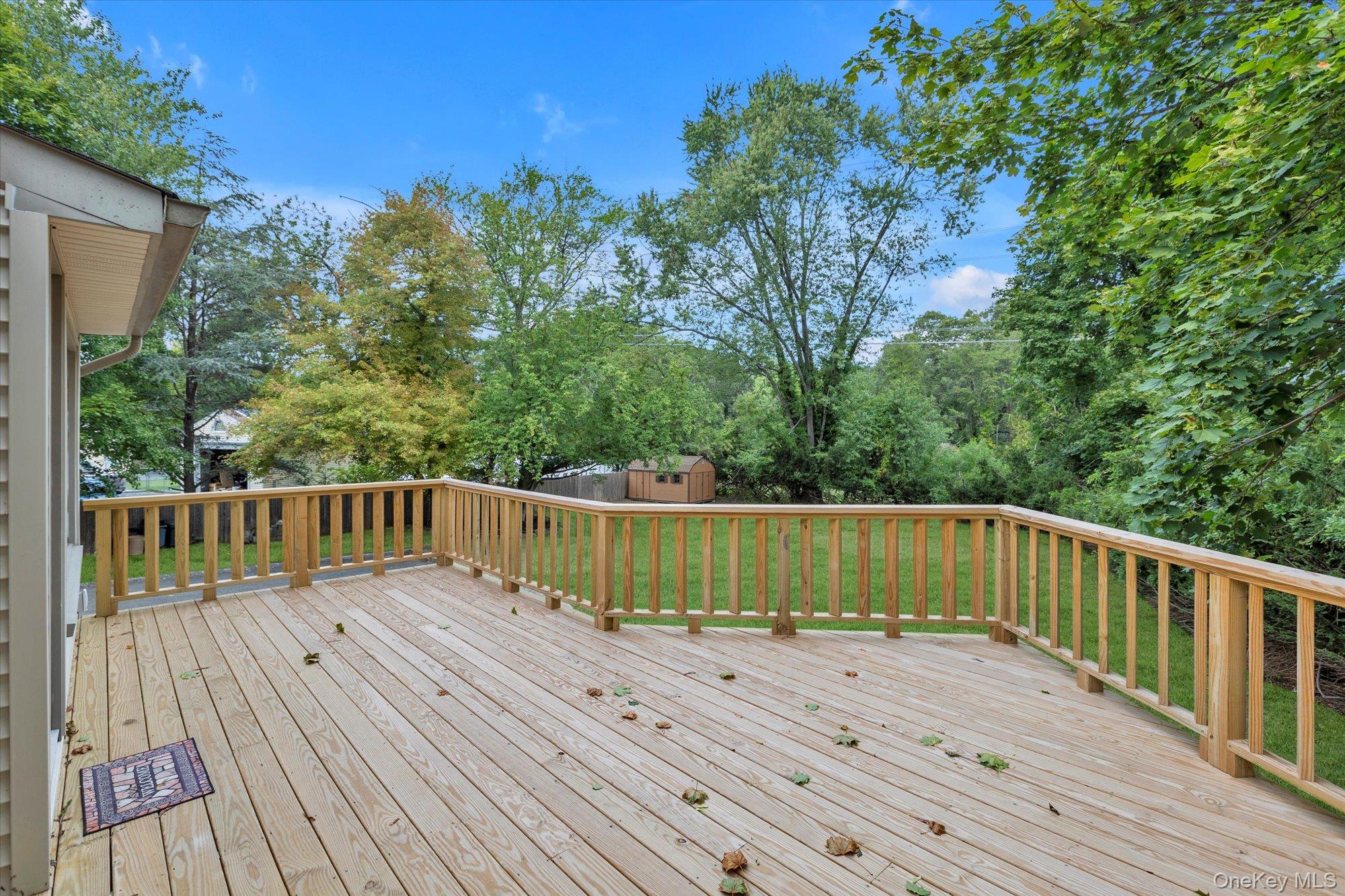 385 Salem Court, Hauppauge, NY 11788