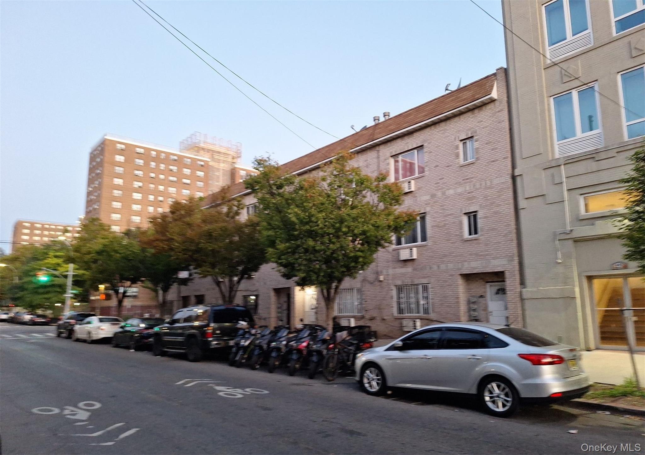 440 Blake Avenue, Brooklyn, NY 11212