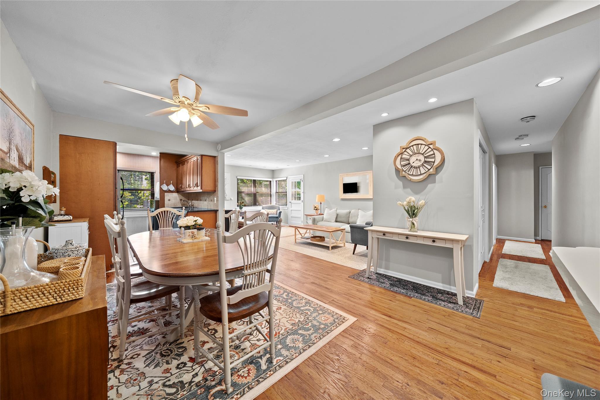 1195 East Broadway # L23, Hewlett, NY 11557