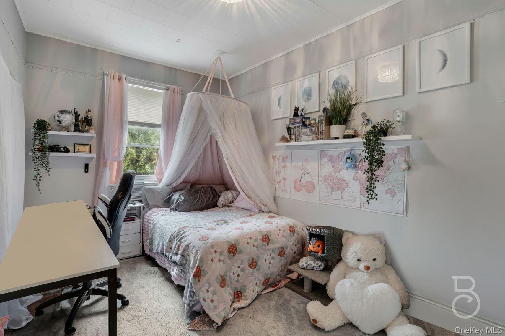 37-09 20th Road, Astoria, NY 11105