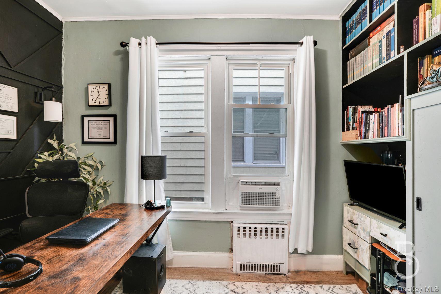 37-09 20th Road, Astoria, NY 11105