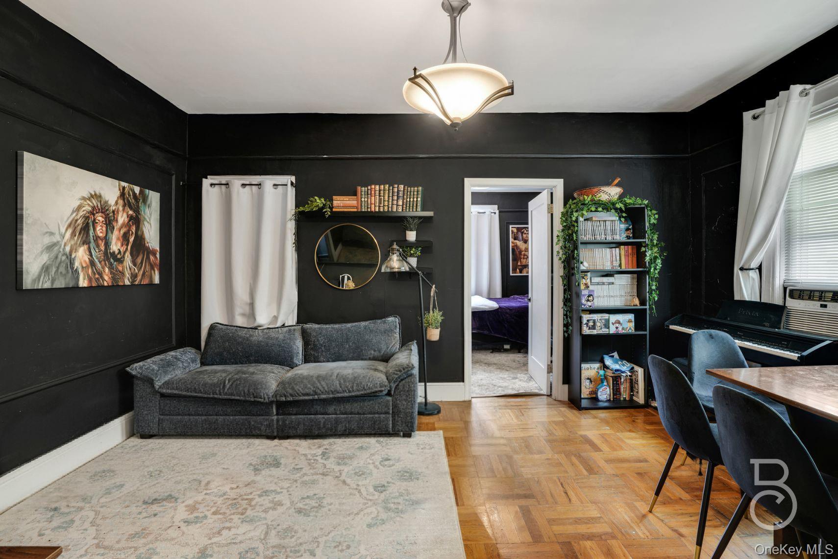 37-09 20th Road, Astoria, NY 11105