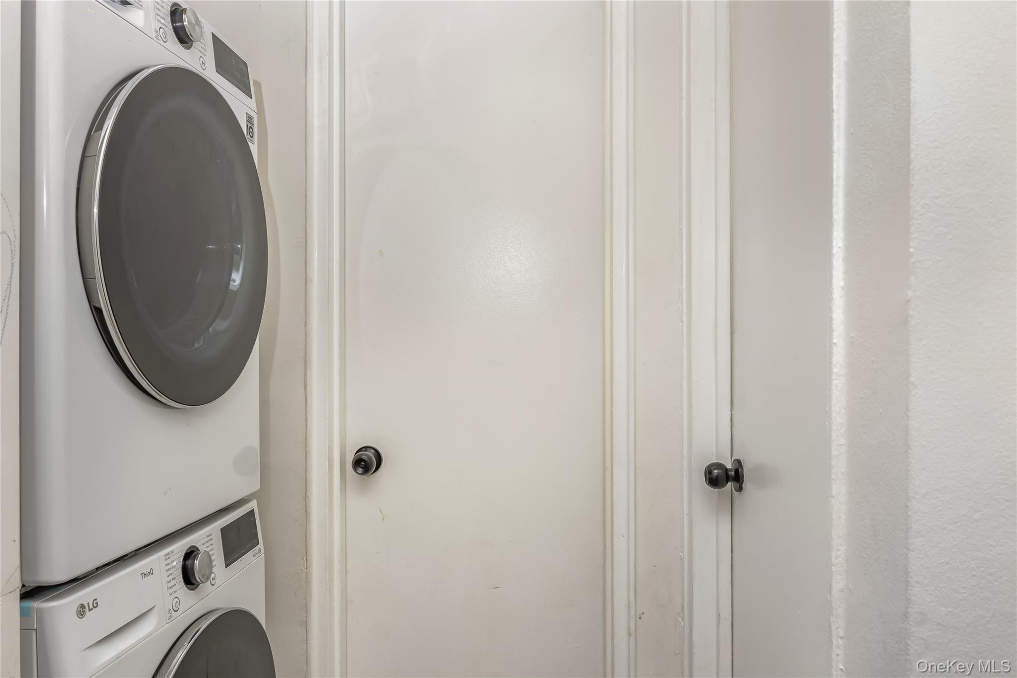 220-08 Stronghurst Avenue # 220-08, Queens Village, NY 11426