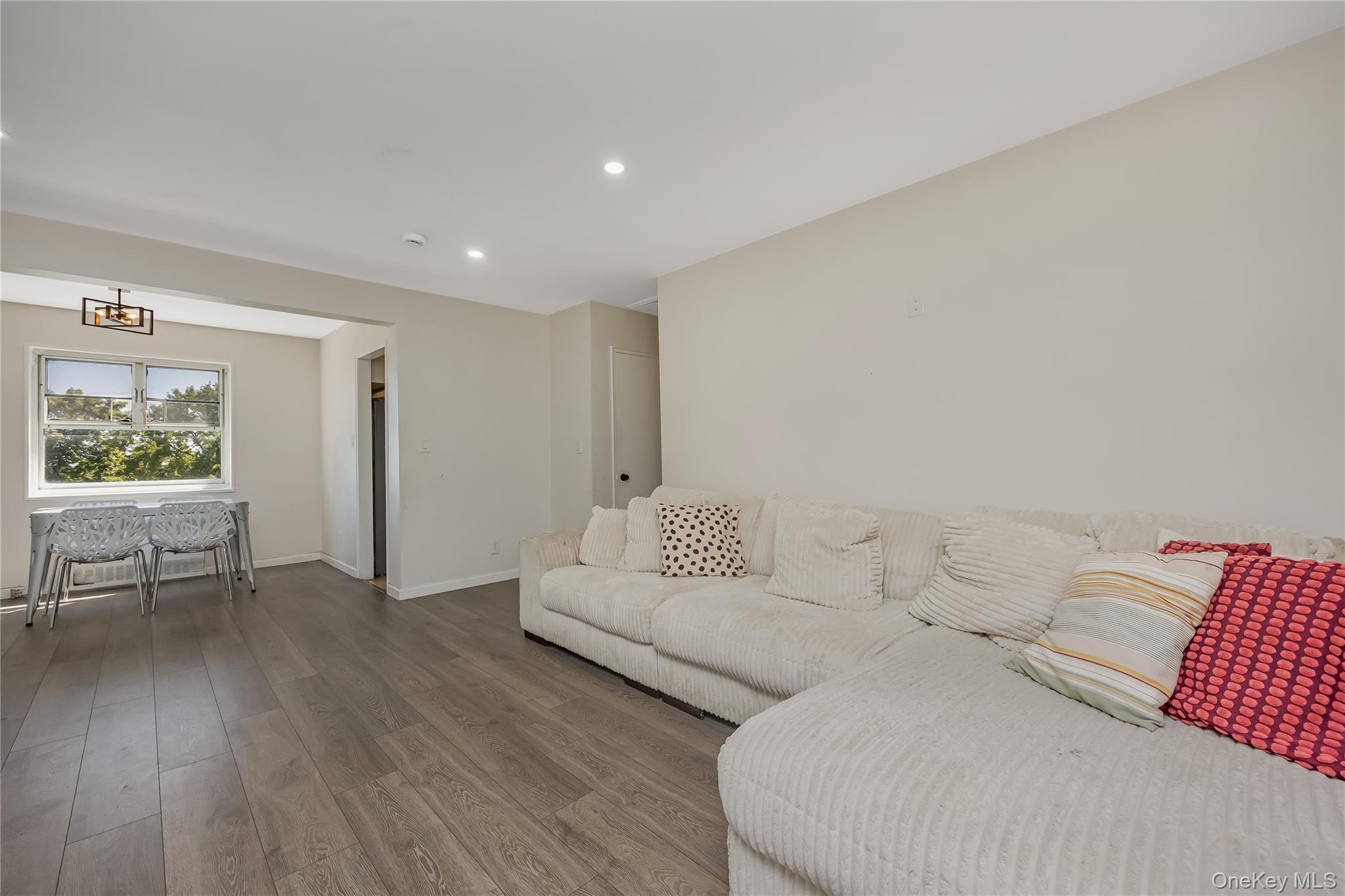 220-08 Stronghurst Avenue # 220-08, Queens Village, NY 11426