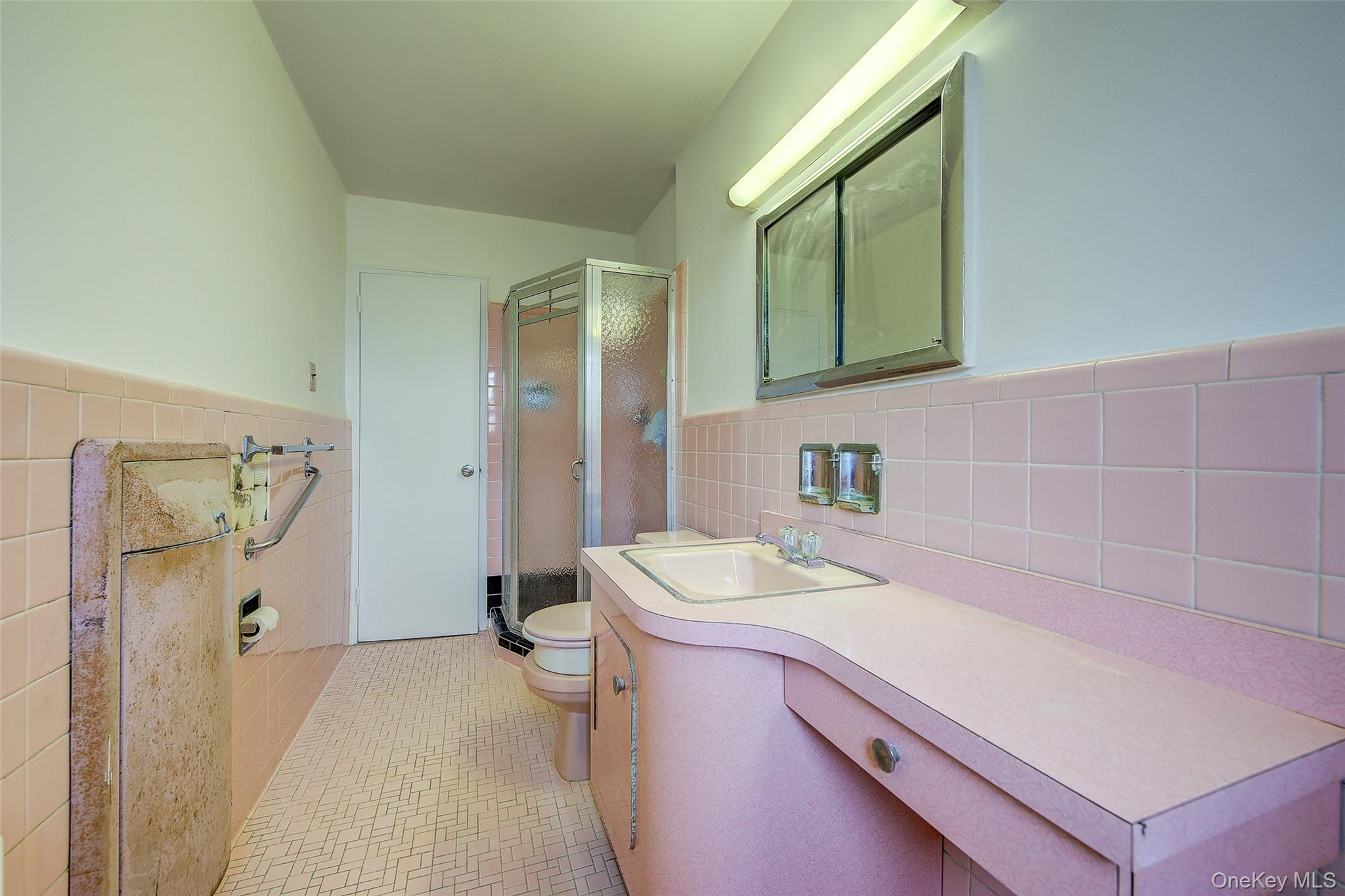 67-29 61st Drive, Middle Village, NY 11379