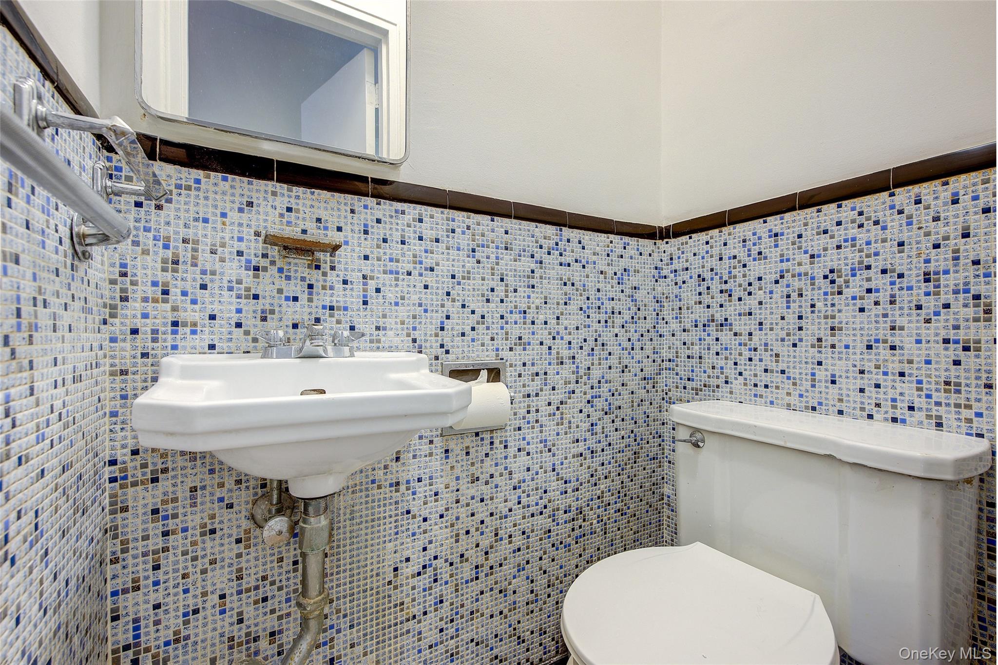 67-29 61st Drive, Middle Village, NY 11379