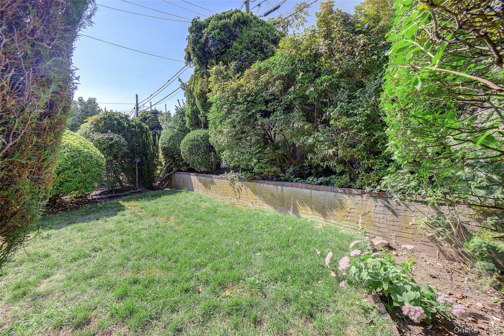 67-29 61st Drive, Middle Village, NY 11379