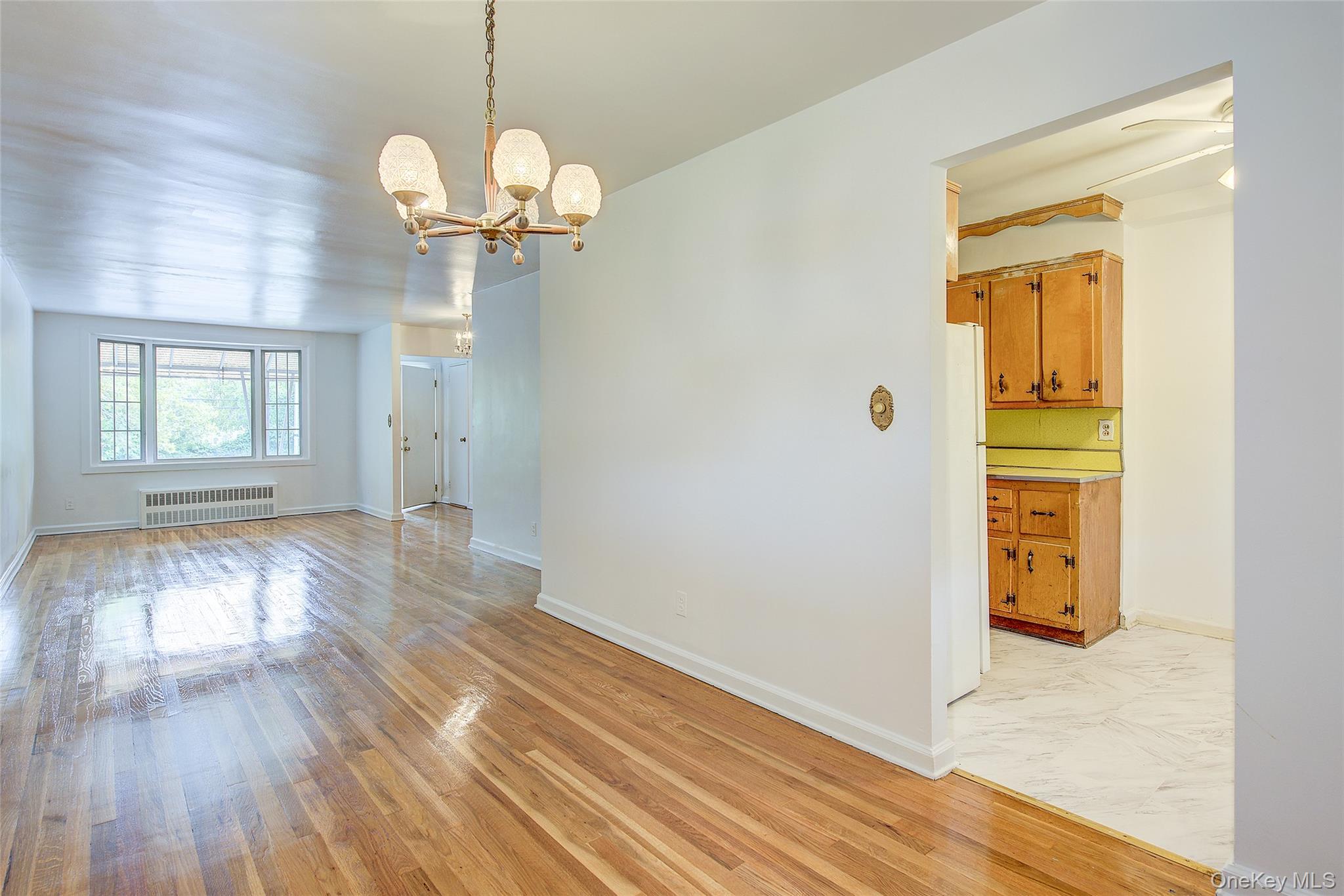 67-29 61st Drive, Middle Village, NY 11379