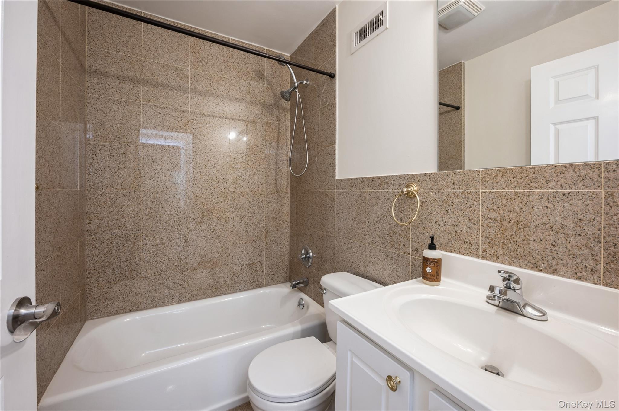 140 Woodside Avenue, West Harrison, NY 10604