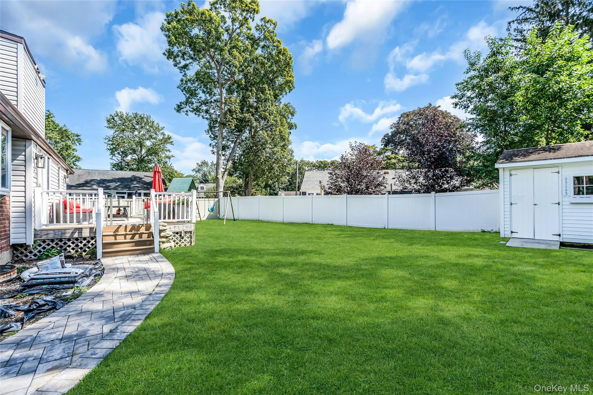 30 Rosalie Place, Commack, NY 11725