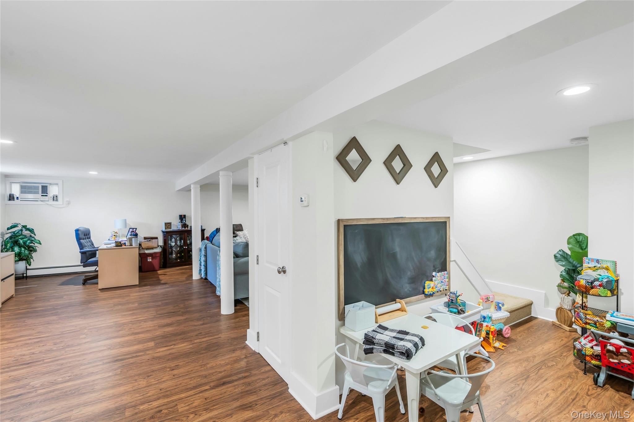 30 Rosalie Place, Commack, NY 11725