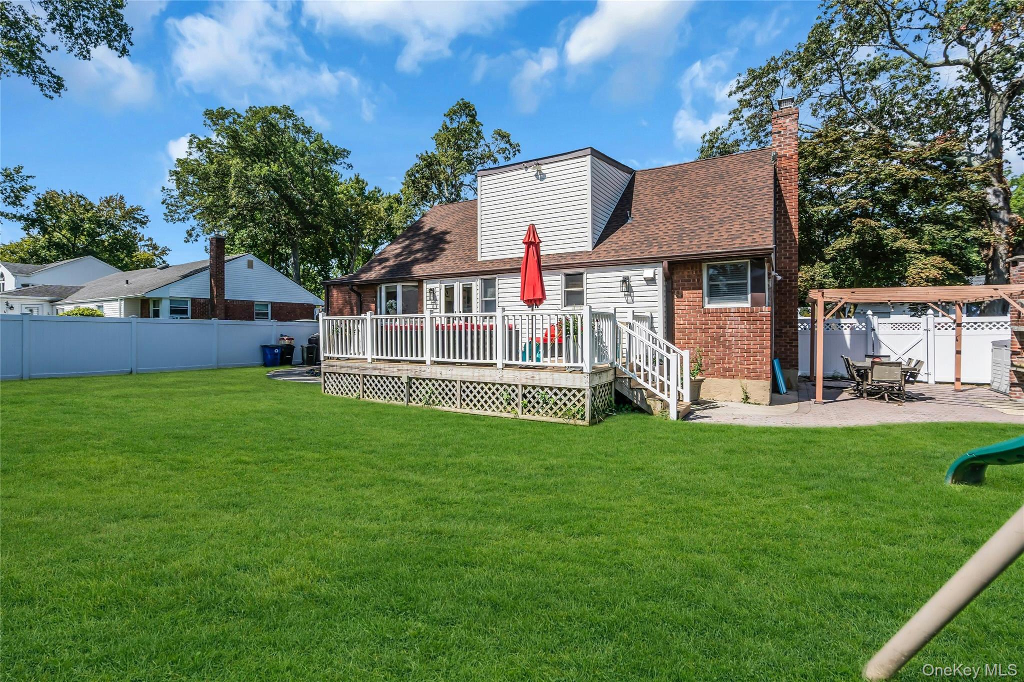 30 Rosalie Place, Commack, NY 11725