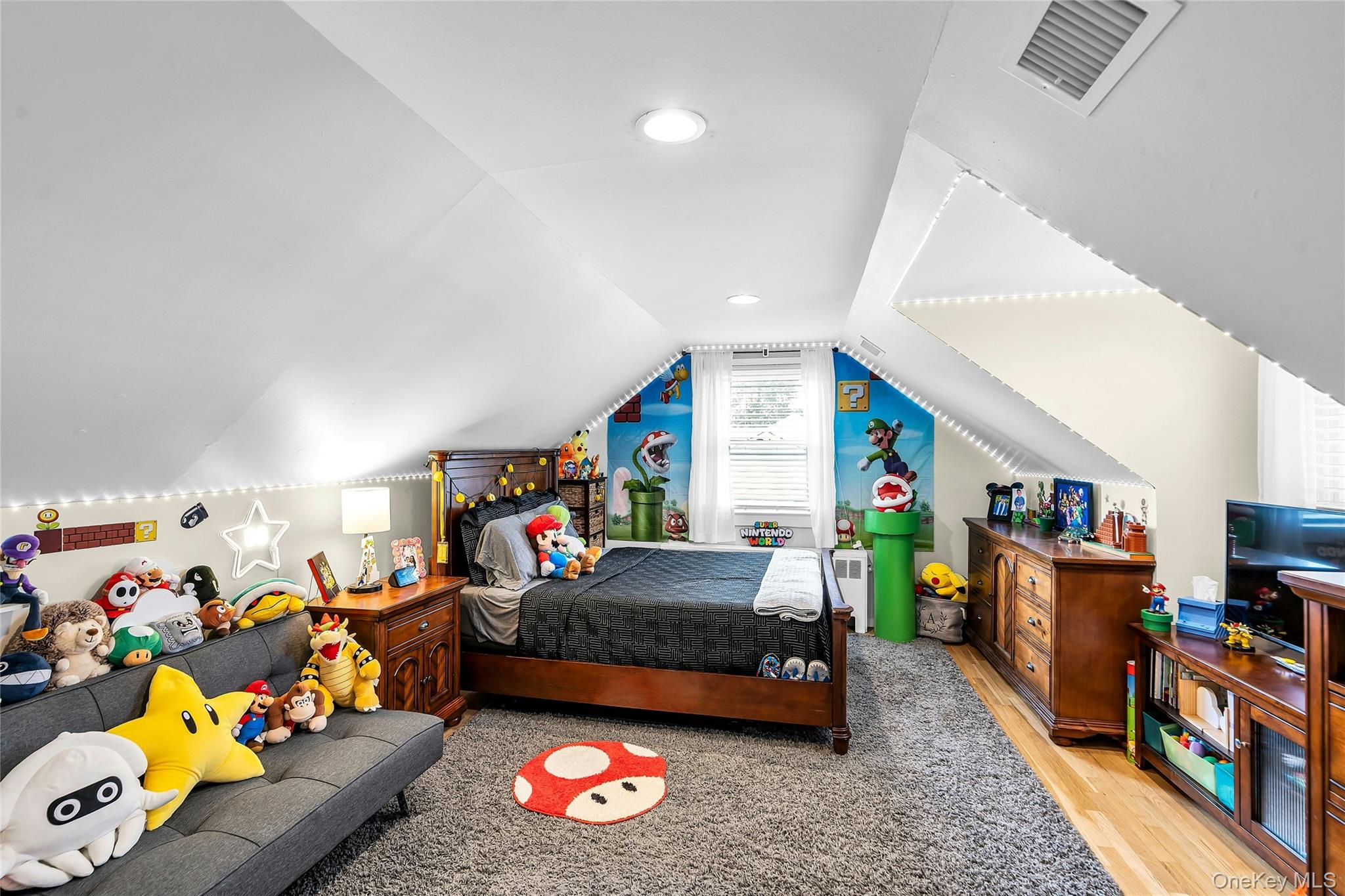 30 Rosalie Place, Commack, NY 11725