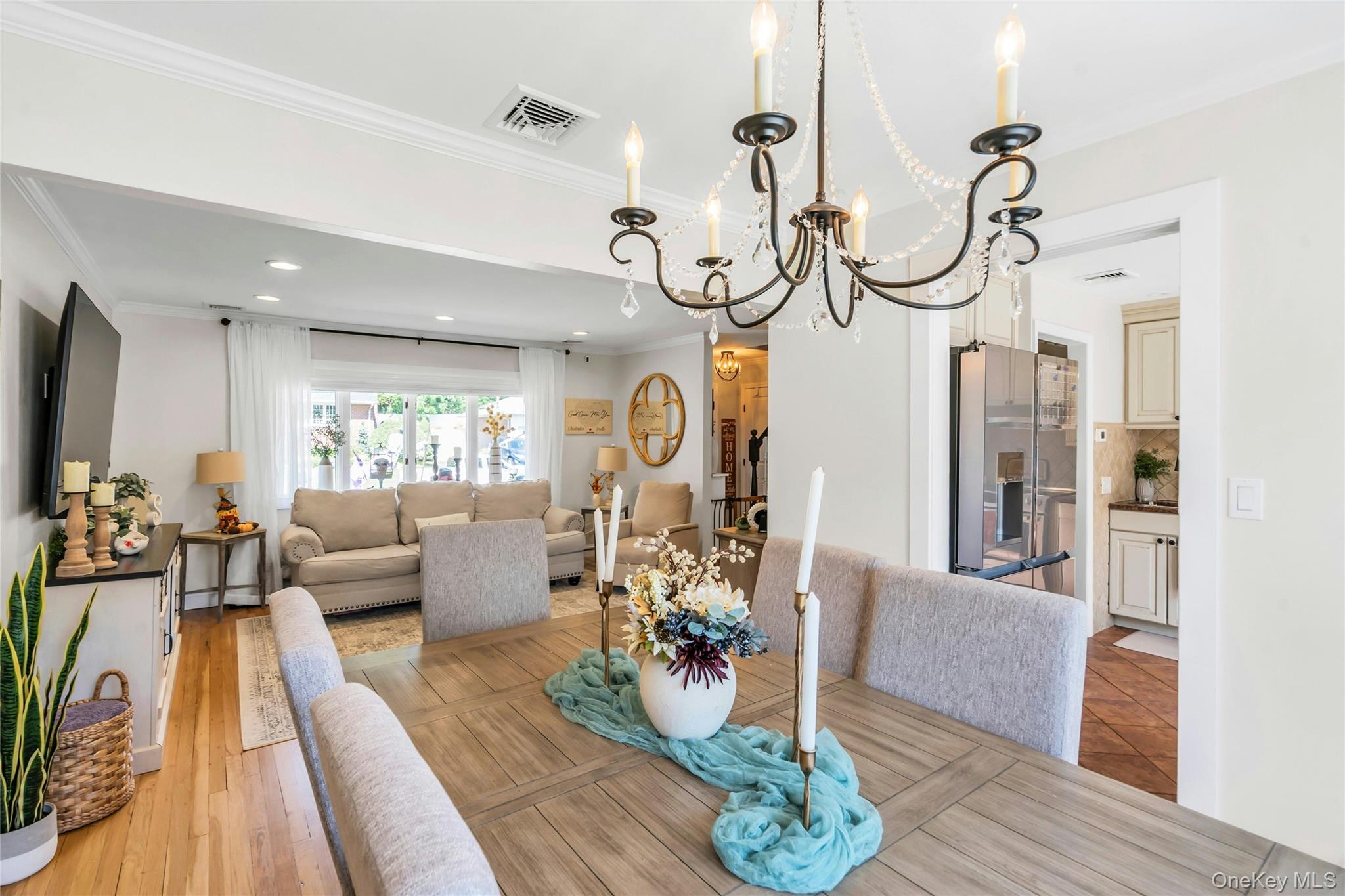 30 Rosalie Place, Commack, NY 11725