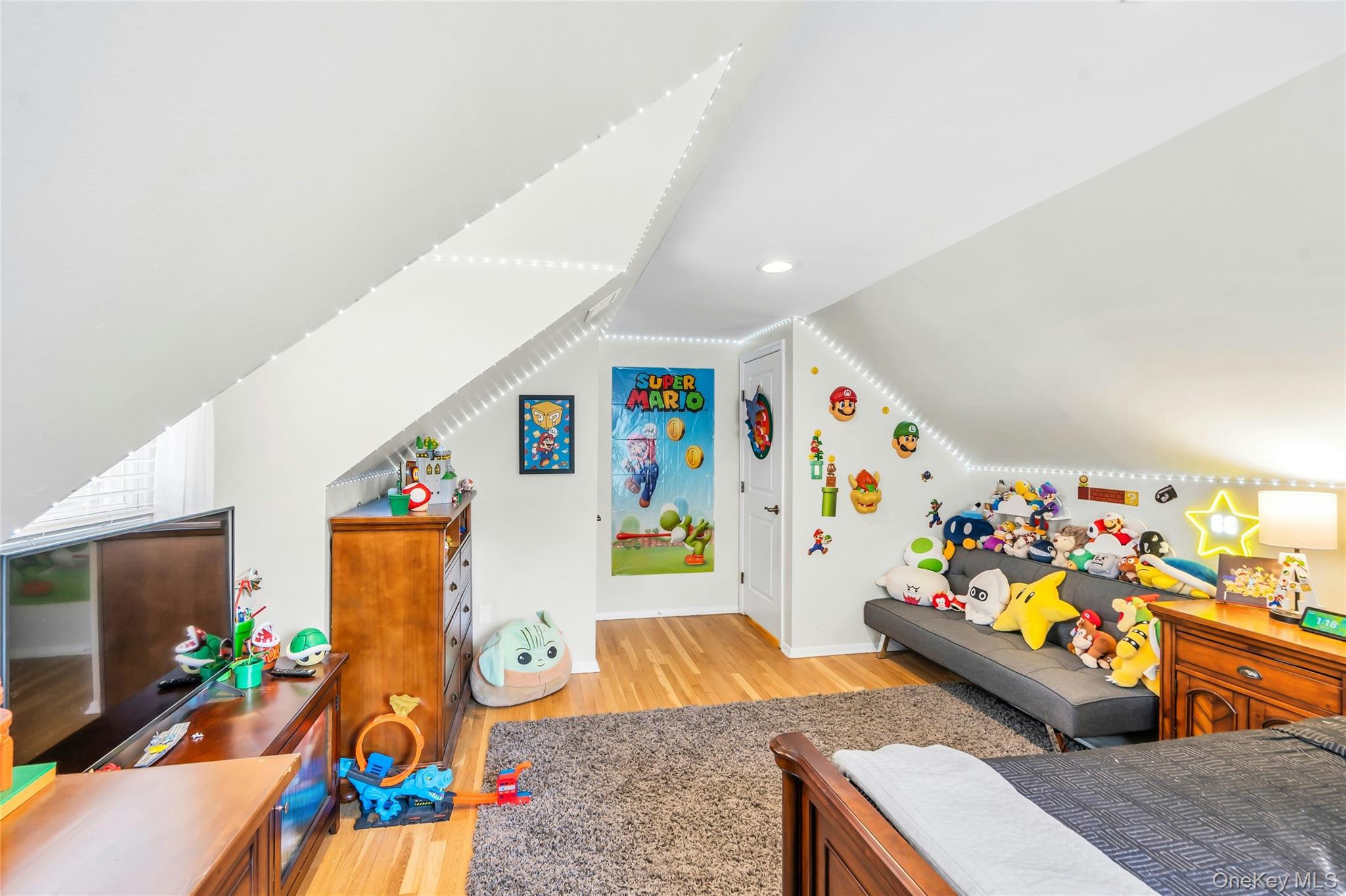 30 Rosalie Place, Commack, NY 11725