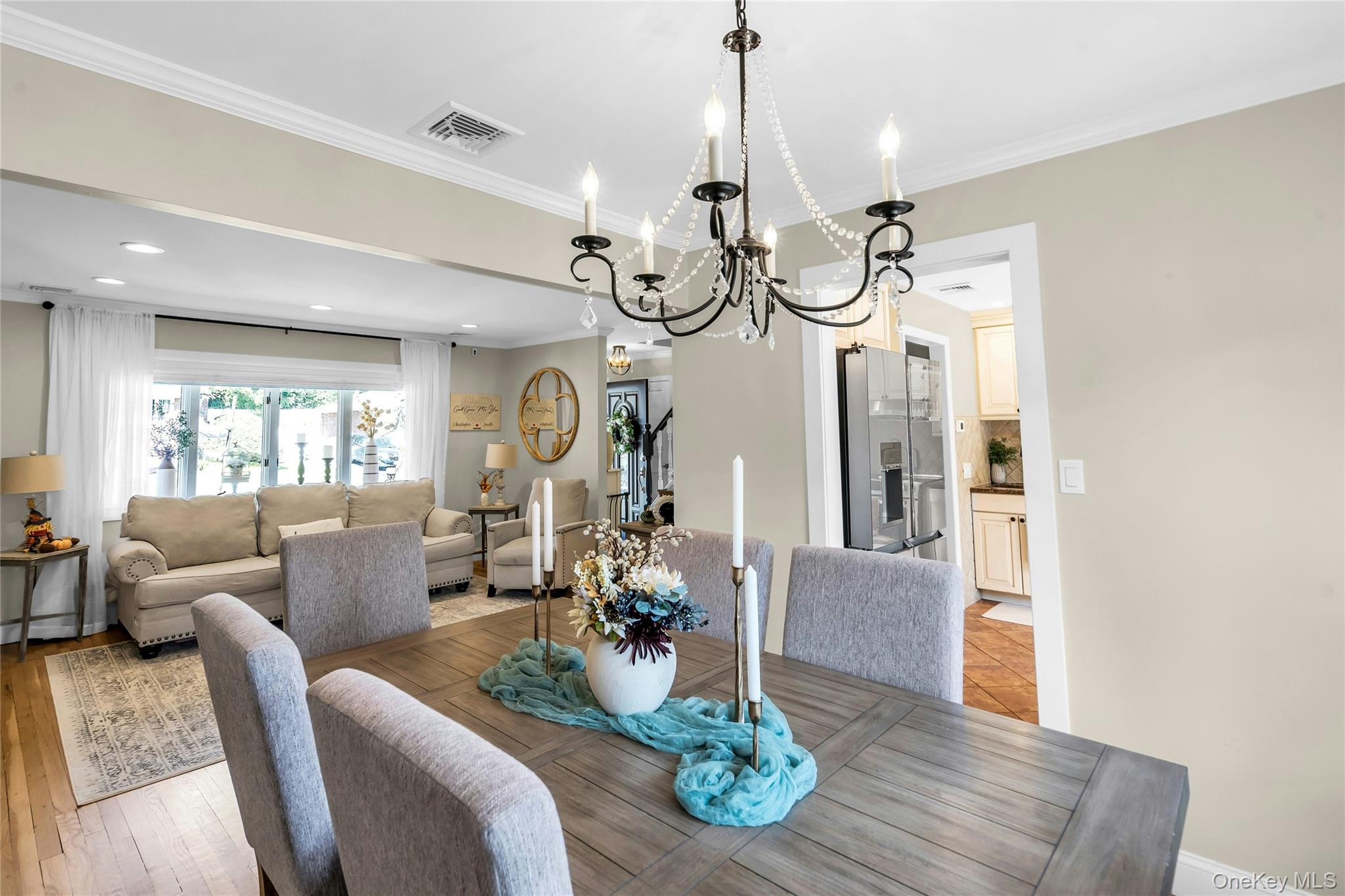 30 Rosalie Place, Commack, NY 11725