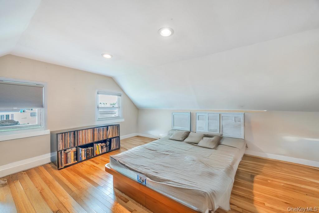 3 Snapdragon Lane, Levittown, NY 11756