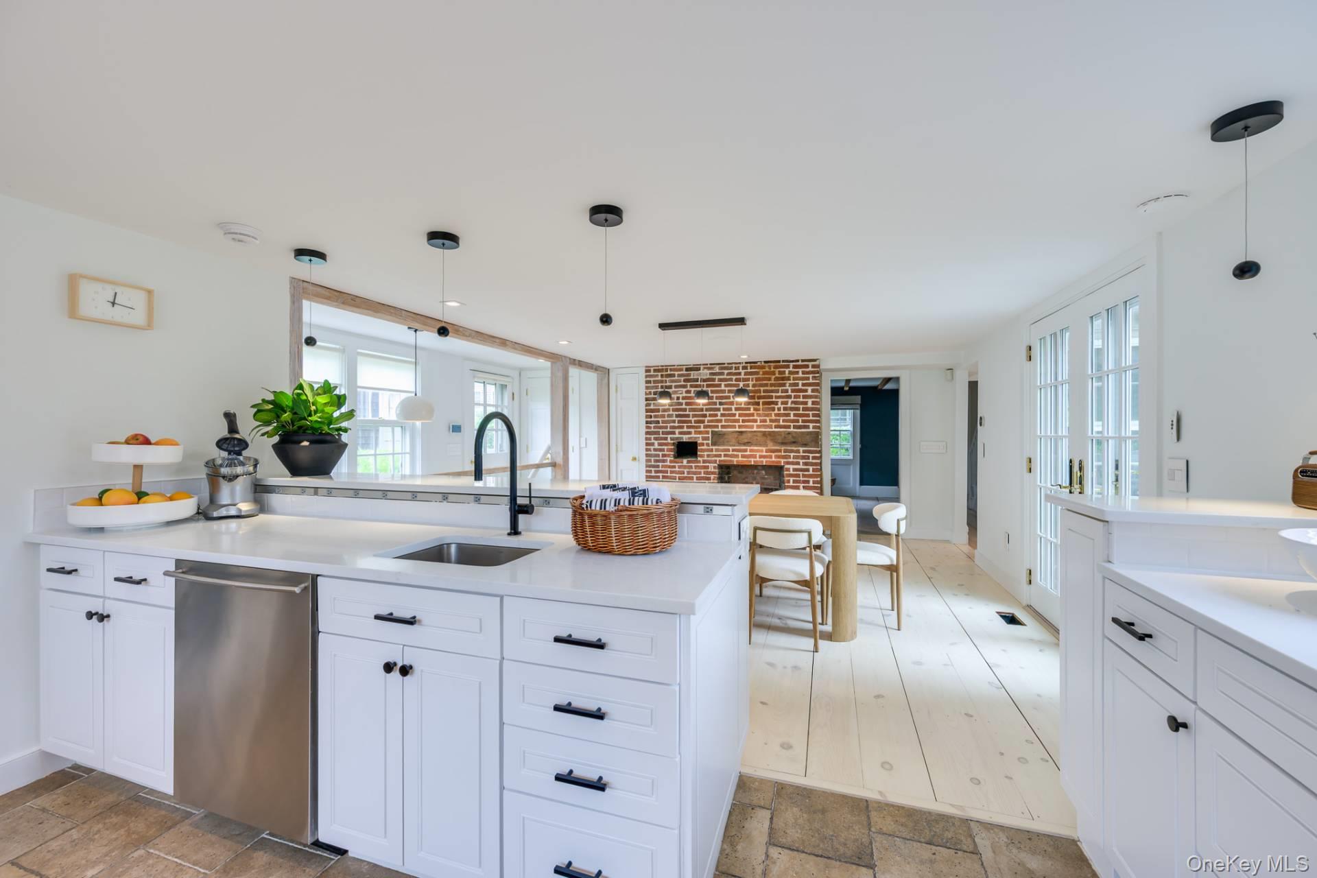 25 Henry Street, Sag Harbor, NY 11963