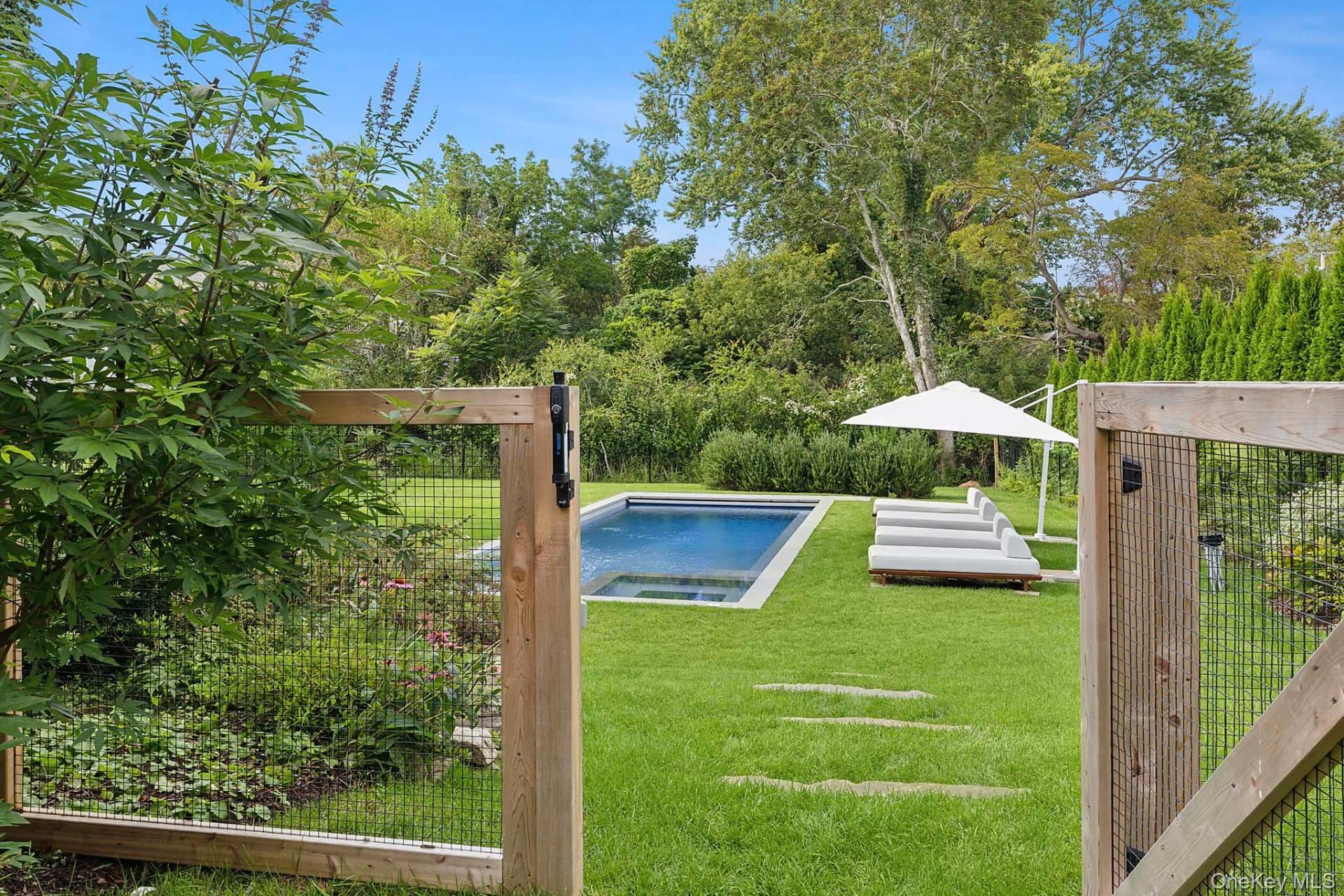 25 Henry Street, Sag Harbor, NY 11963